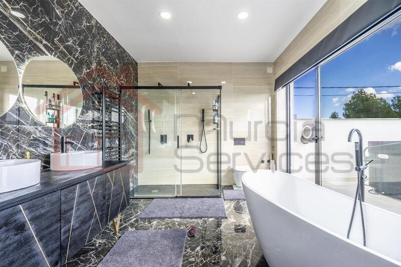 5 Cuarto Villa en venta