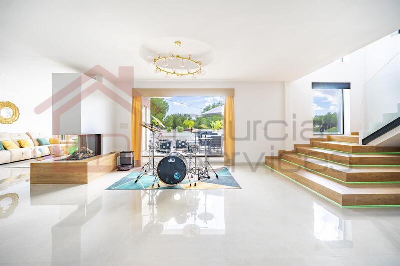 5 Cuarto Villa en venta