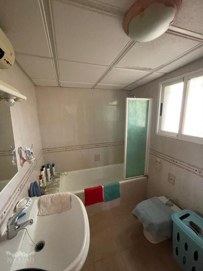 2 chambre Auberge à vendre