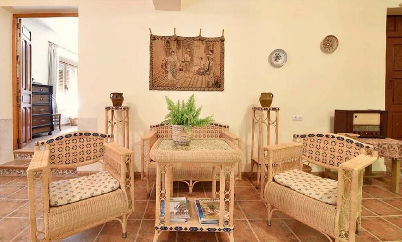 12 bedroom Country House for sale