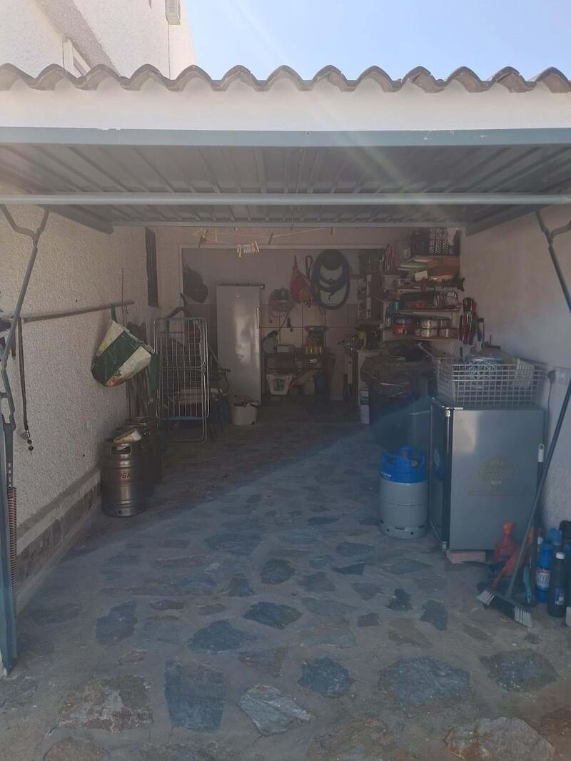 3 sovrum Villa till salu