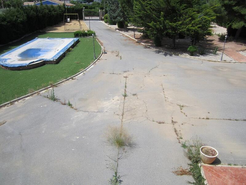 6 sovrum Villa till salu