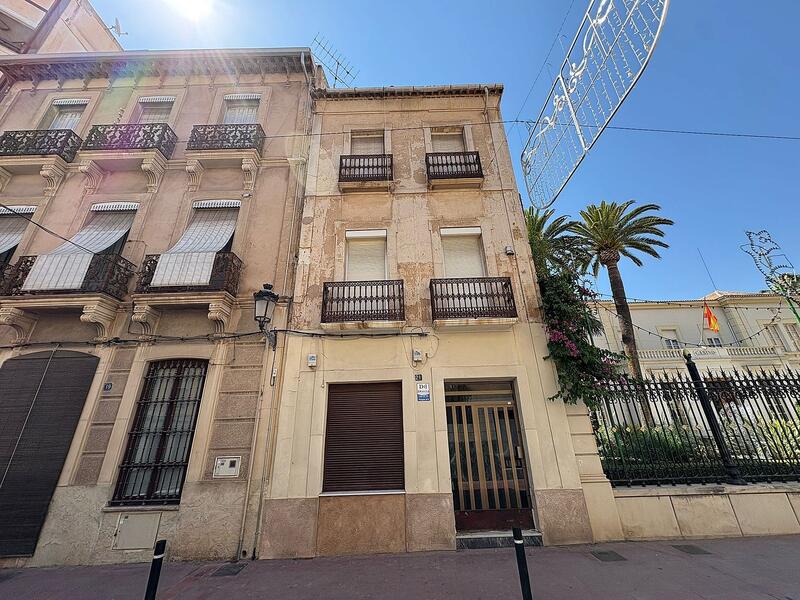 Stadthaus zu verkaufen in Novelda, Alicante