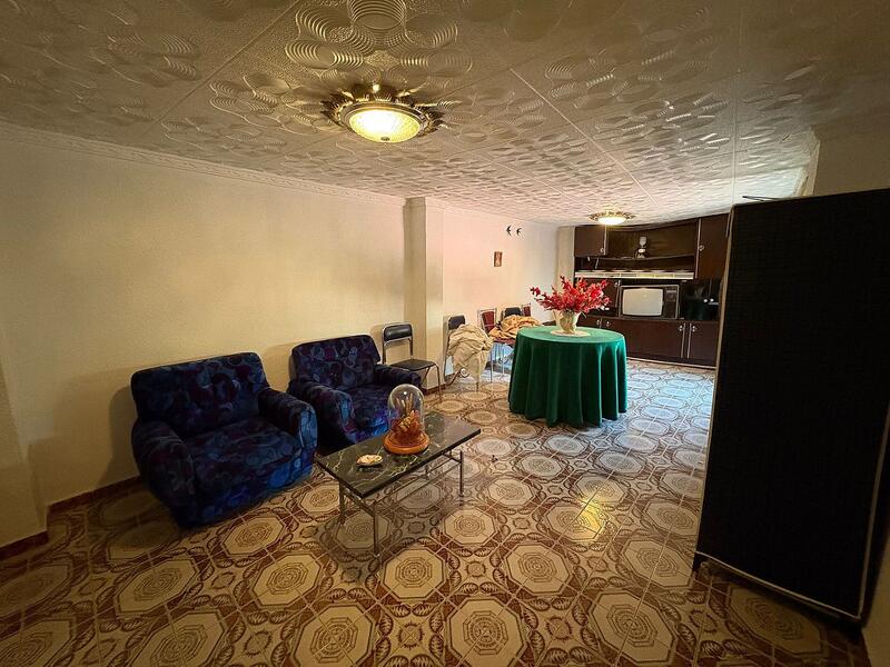 4 Schlafzimmer Stadthaus zu verkaufen