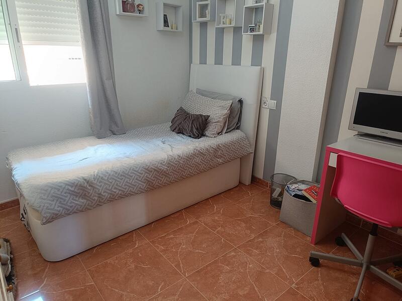 2 slaapkamer Appartement Te koop