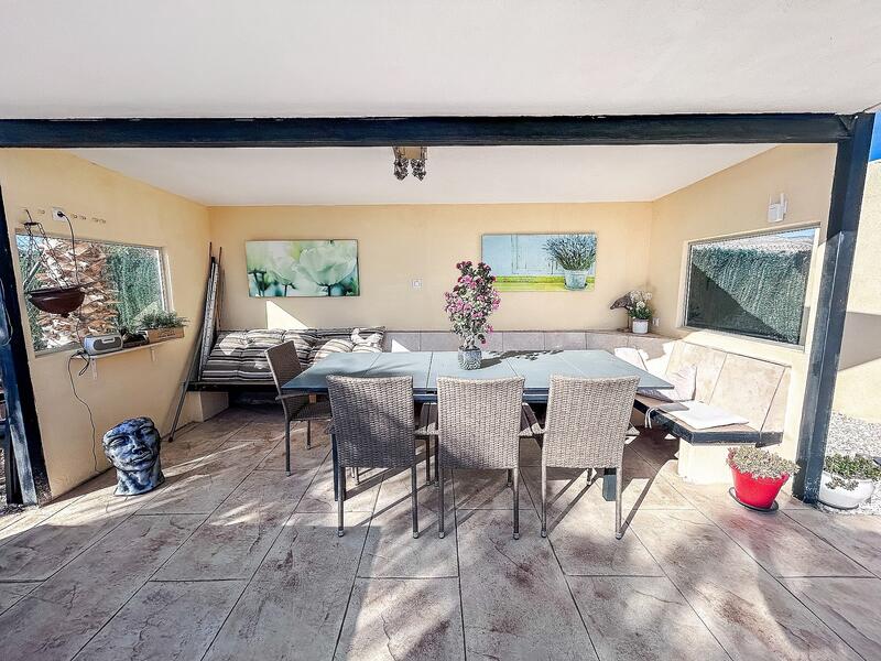 5 bedroom Villa for sale