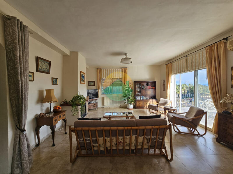 4 soverom Herregård til salgs