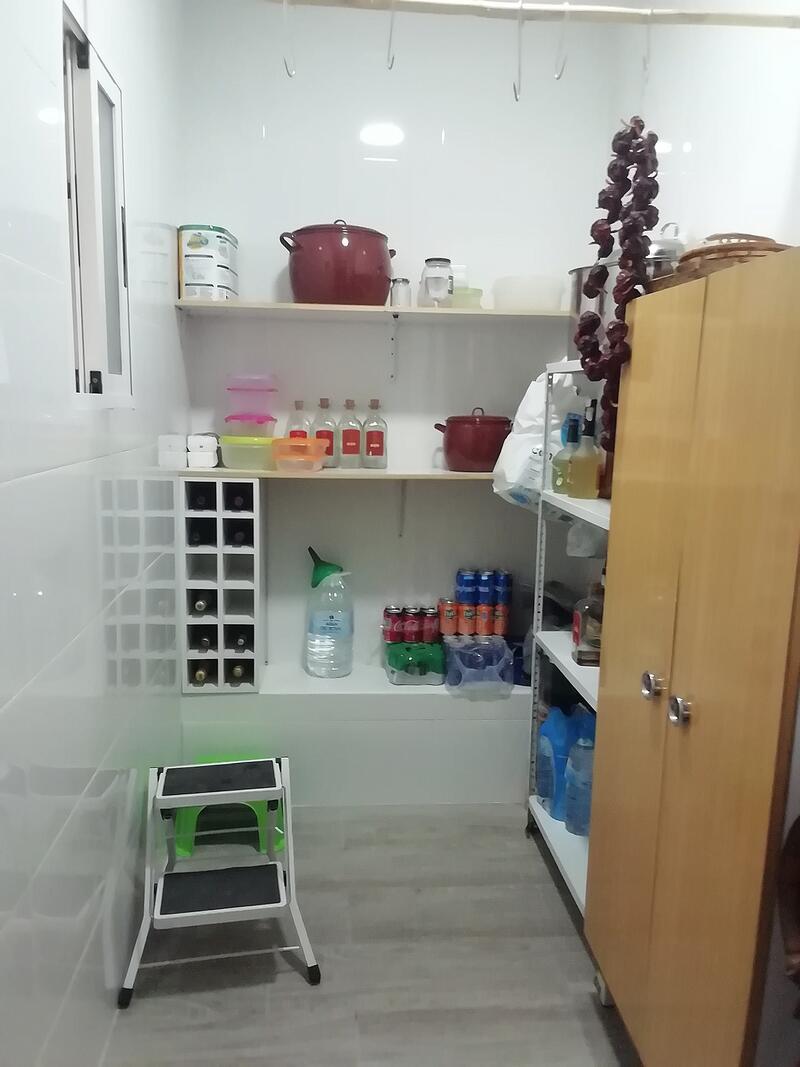 4 спальная комната вилла продается