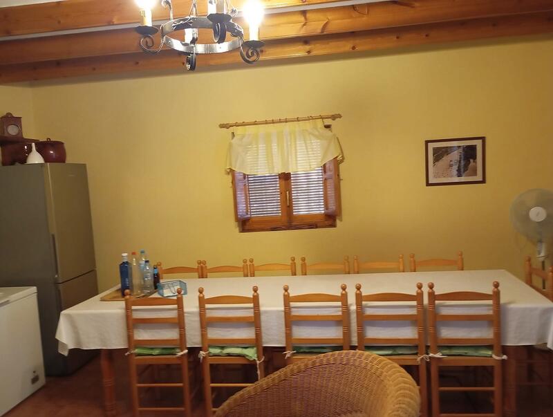 6 bedroom Country House for sale