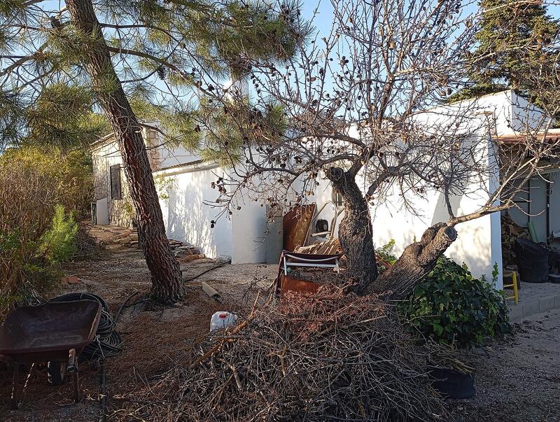 6 bedroom Country House for sale