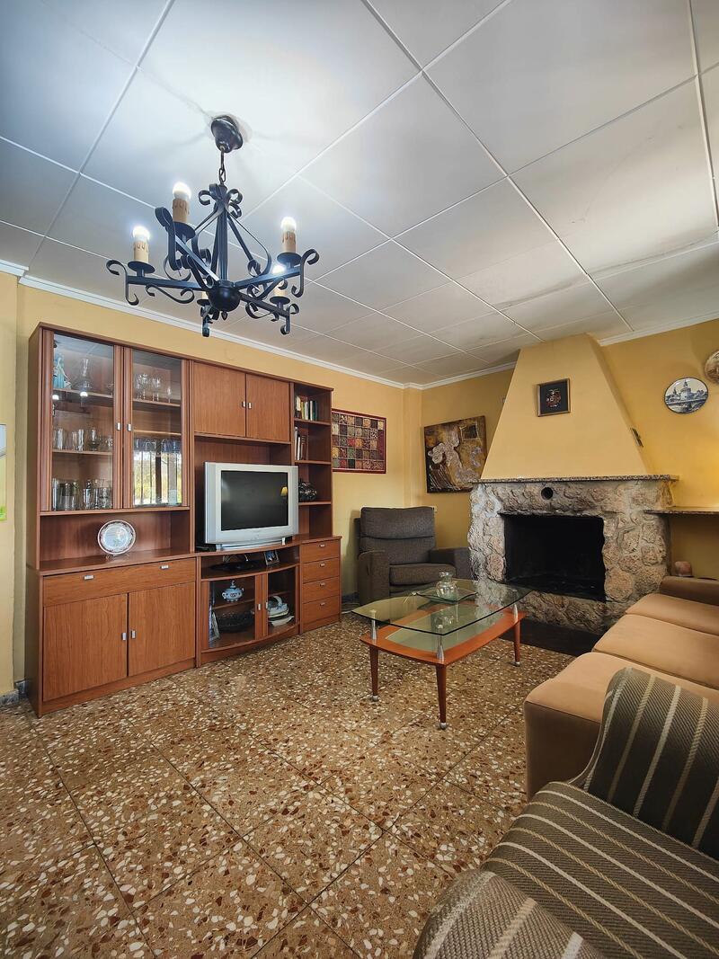 3 bedroom Country House for sale