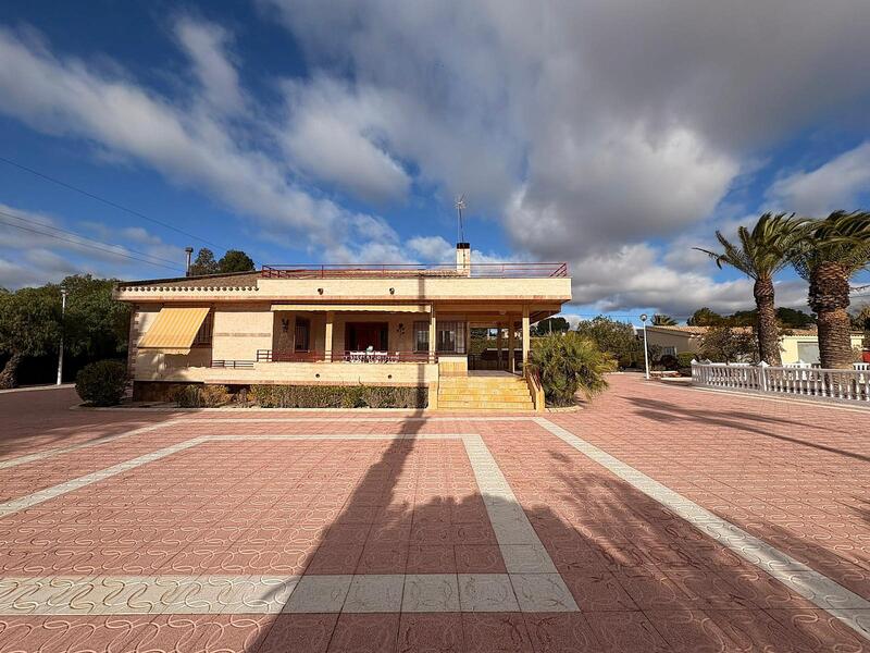 3 bedroom Villa for sale