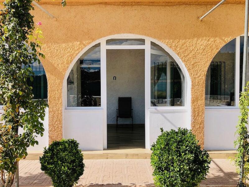 4 bedroom Country House for sale