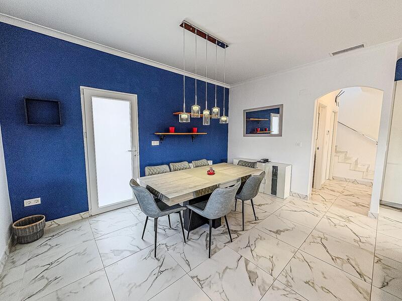 4 bedroom Villa for sale