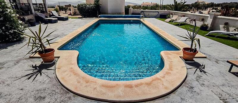 4 bedroom Villa for sale