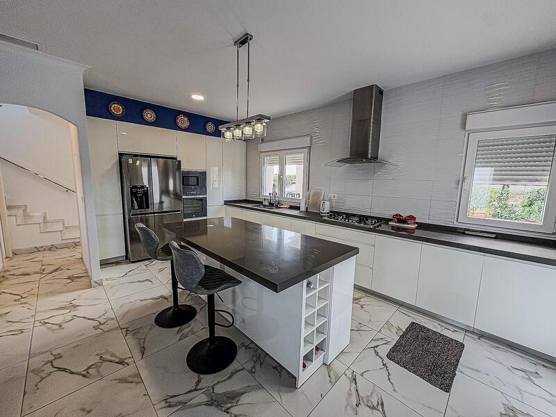 4 bedroom Villa for sale