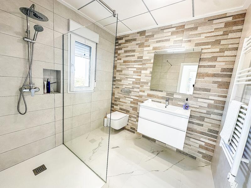 4 slaapkamer Villa Te koop