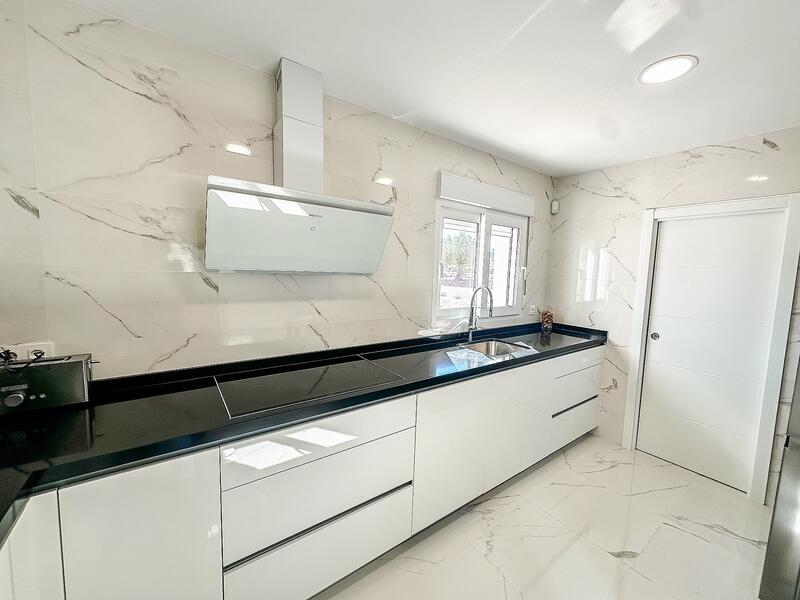 4 slaapkamer Villa Te koop