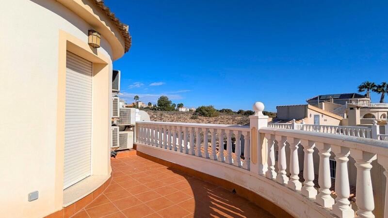 3 slaapkamer Villa Te koop