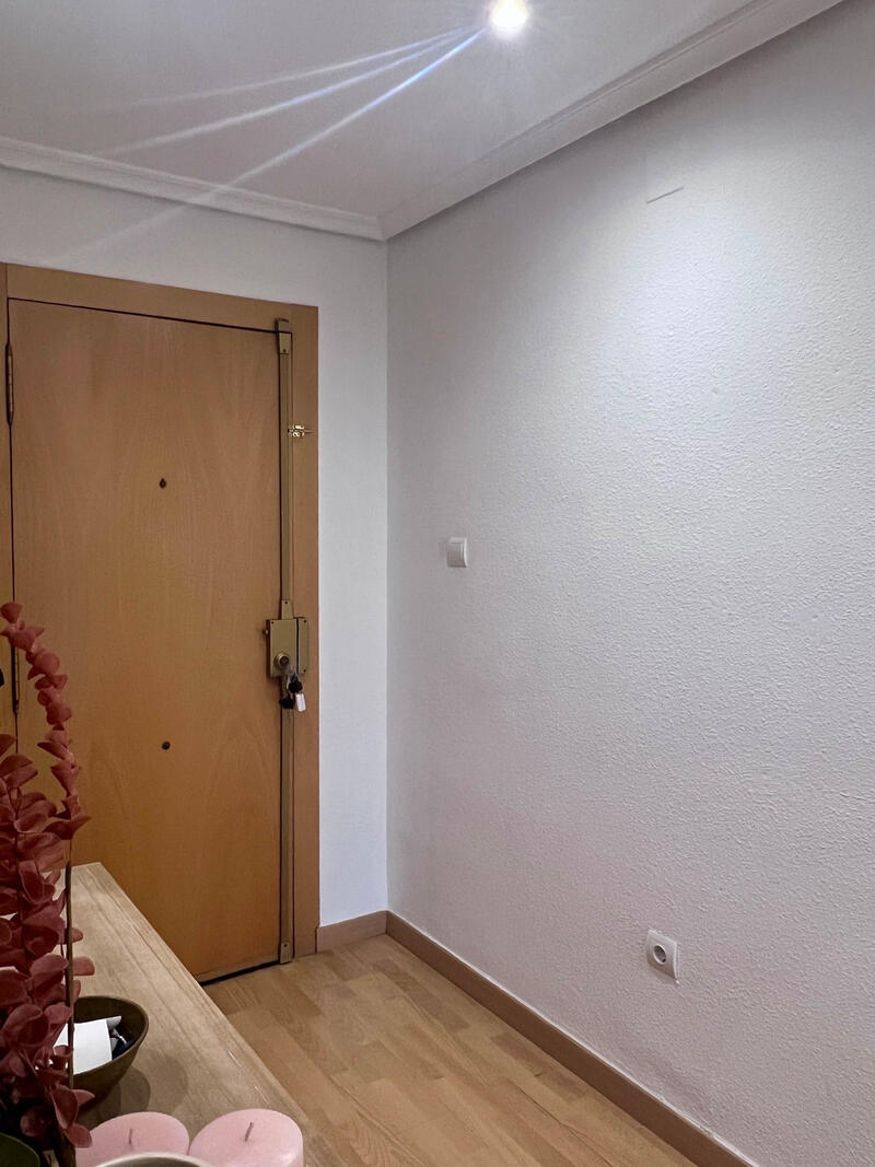 3 спальная комната квартира продается