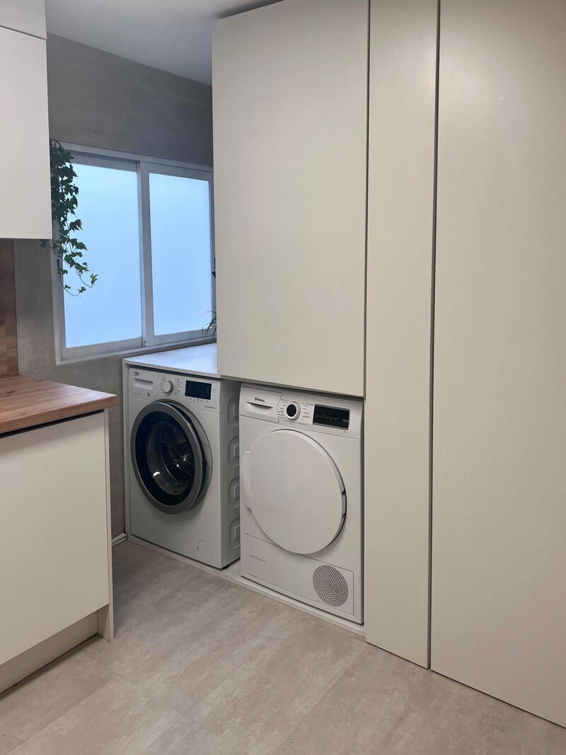 3 спальная комната квартира продается