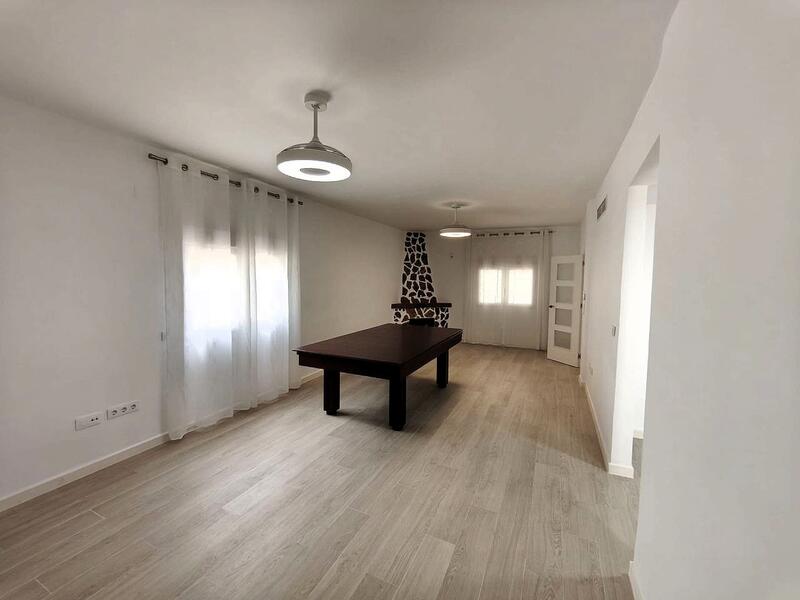 4 bedroom Villa for sale