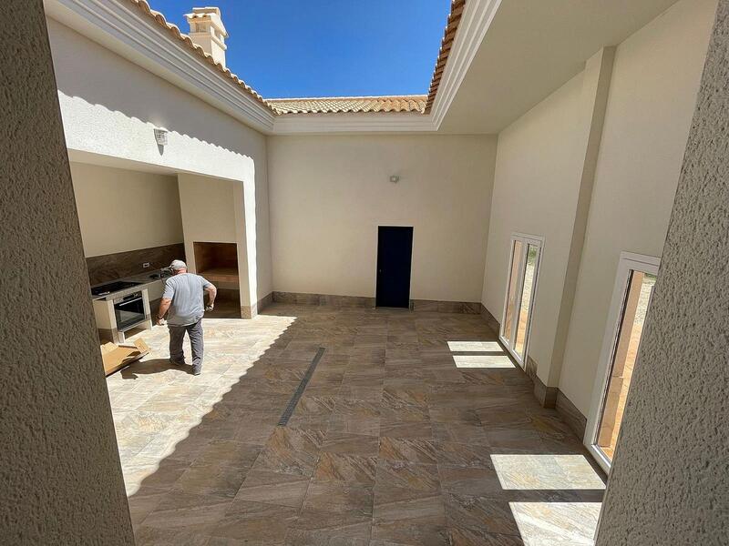 4 Cuarto Villa en venta