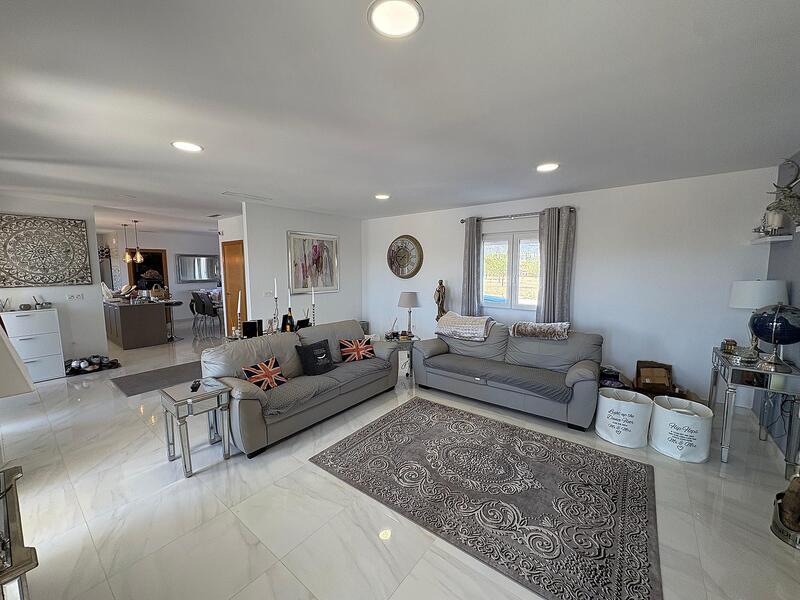 4 soveværelse Villa til salg 4 soveværelse Villa til salg