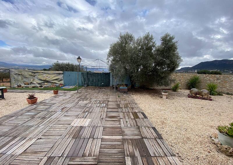 2 bedroom Country House for sale