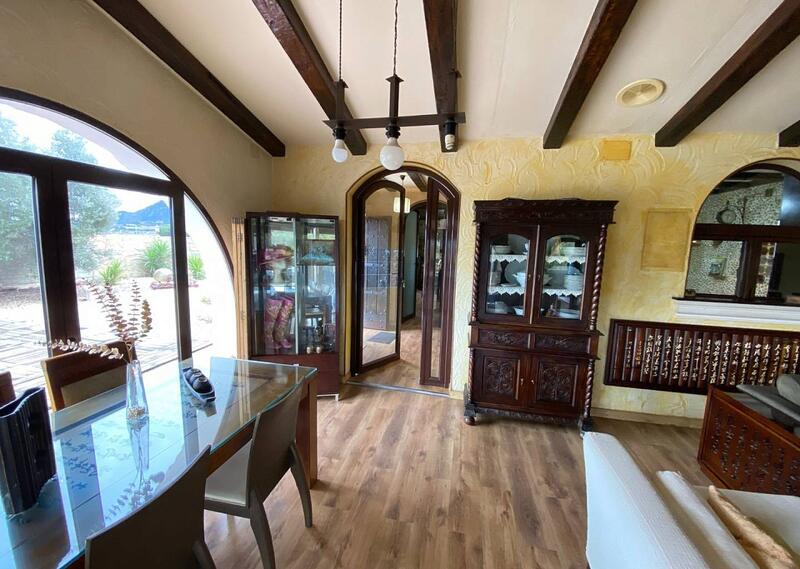 2 bedroom Country House for sale