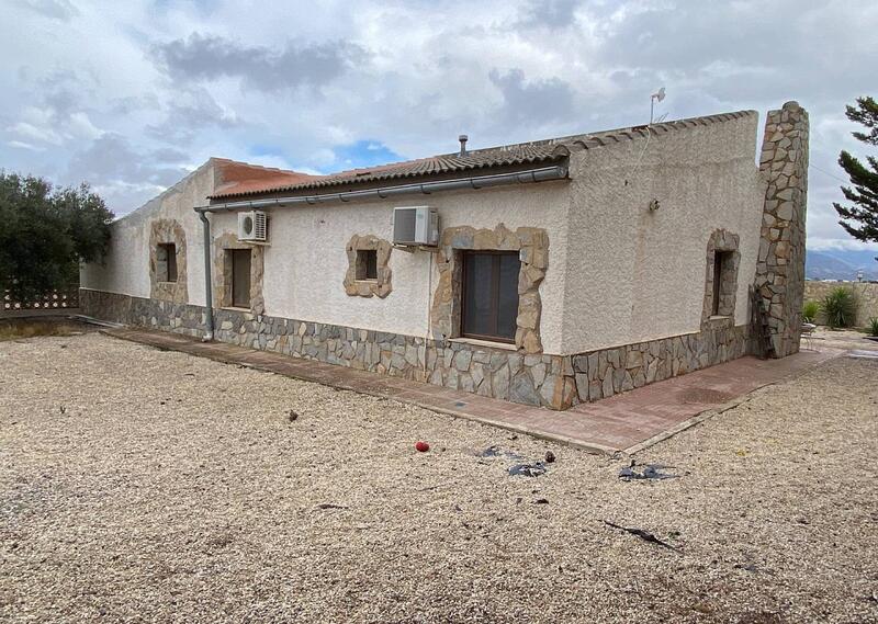 2 bedroom Country House for sale