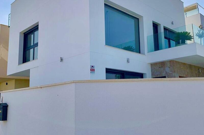 3 bedroom Villa for sale