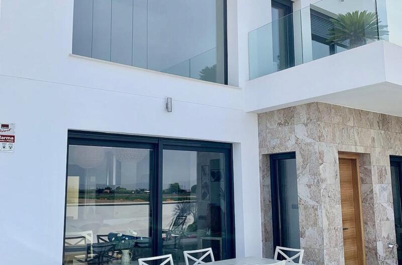 3 bedroom Villa for sale