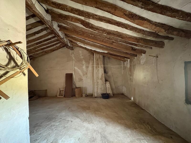 6 bedroom Villa for sale