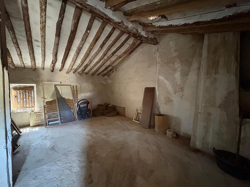 6 bedroom Villa for sale