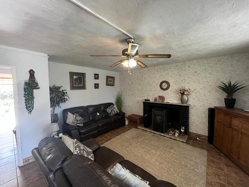 2 bedroom Country House for sale 2 bedroom Country House for sale