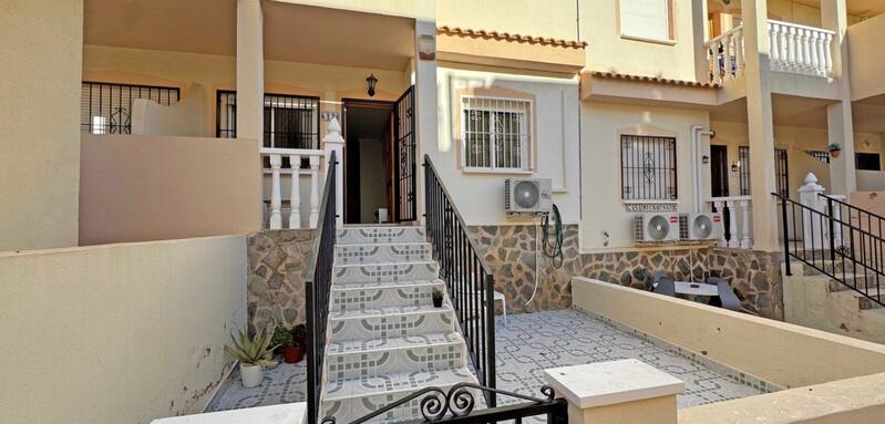 2 slaapkamer Appartement Te koop