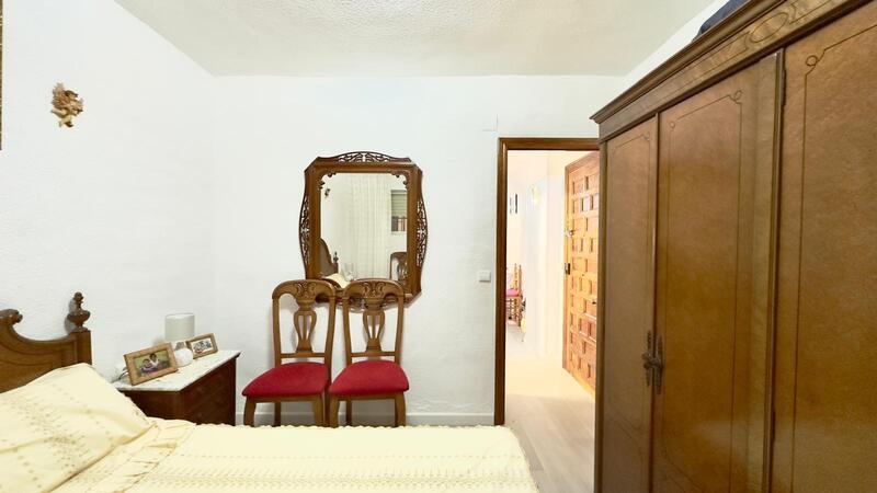 1 bedroom Apartment for sale