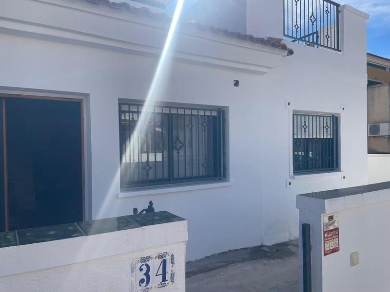 3 Cuarto Villa en venta