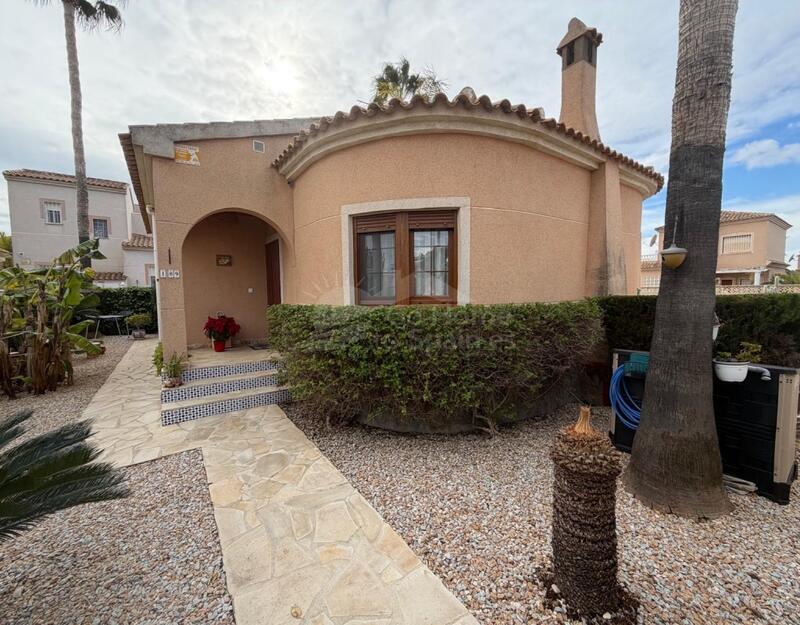 3 soverom Villa til salgs 3 soverom Villa til salgs