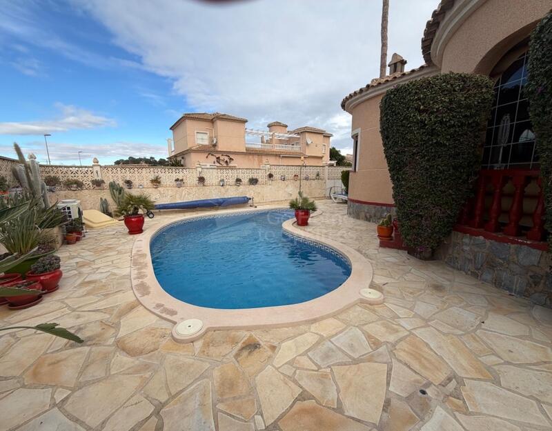 3 soverom Villa til salgs 3 soverom Villa til salgs