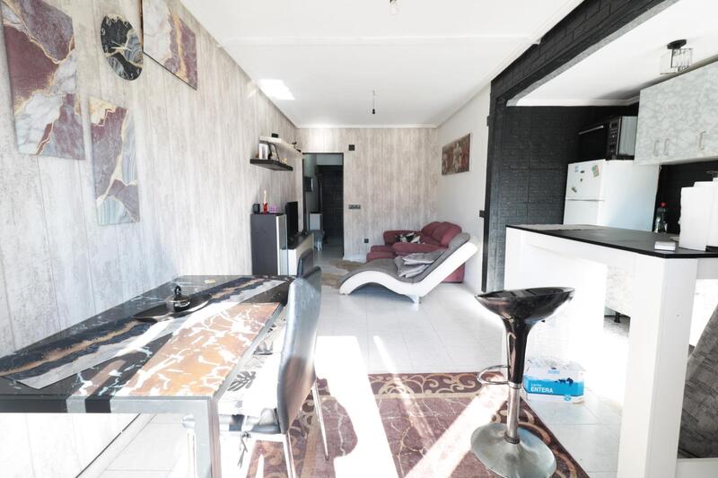 1 bedroom Apartment for sale