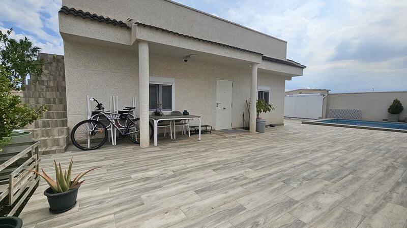 4 slaapkamer Villa Te koop