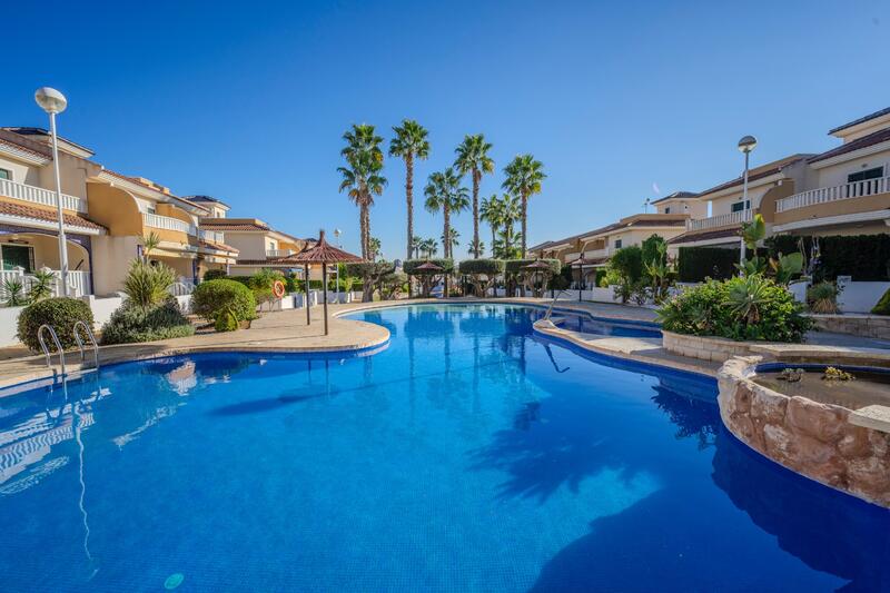 3 bedroom Townhouse for sale