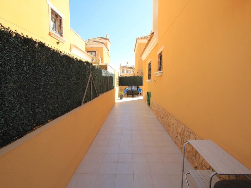 3 Cuarto Villa en venta