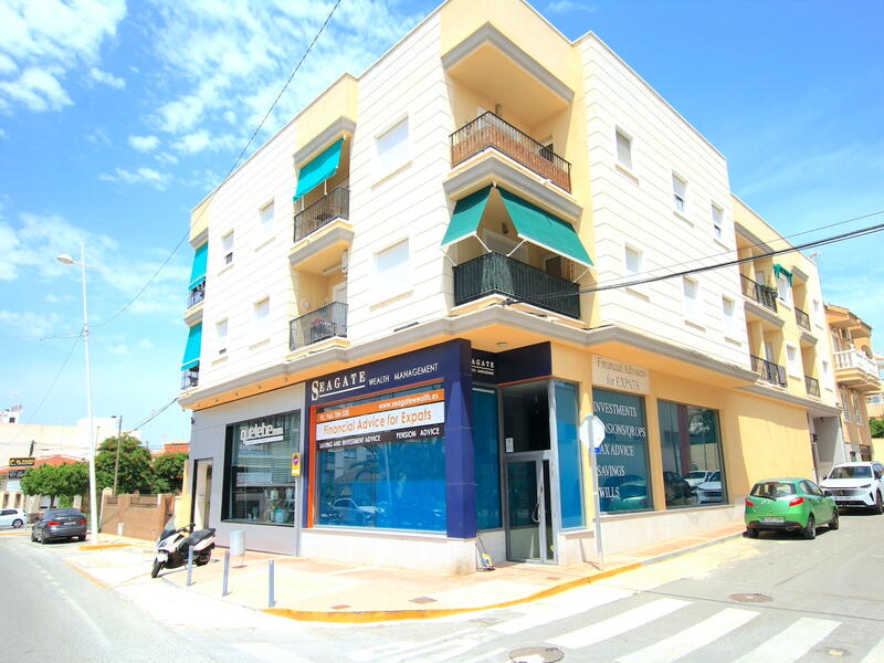 Appartement Te koop in Benijófar, Alicante