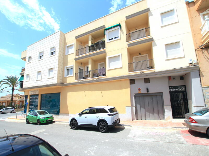 2 slaapkamer Appartement Te koop