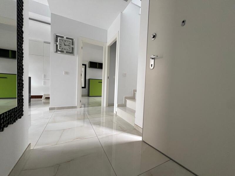 3 sovrum Villa till salu