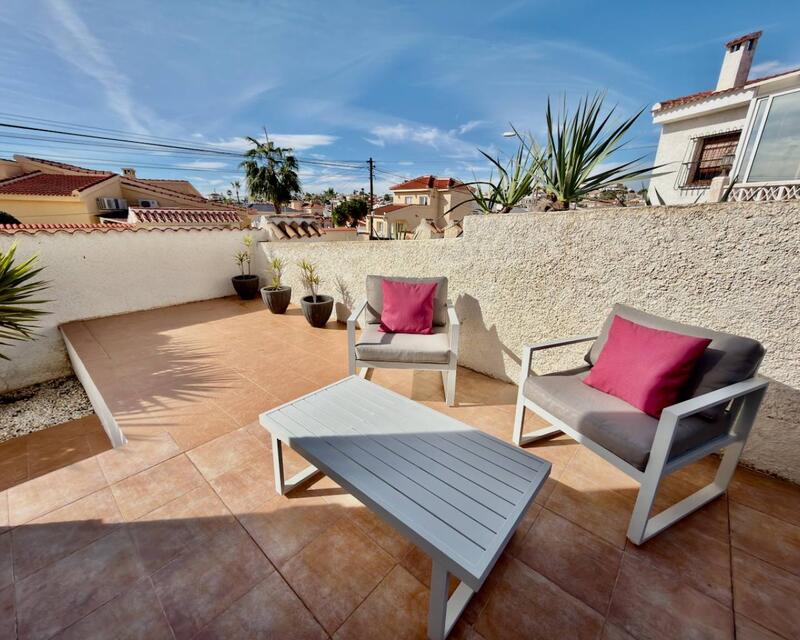 4 Schlafzimmer Villa zu verkaufen