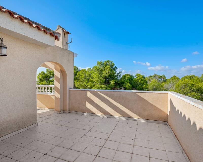 7 Cuarto Villa en venta